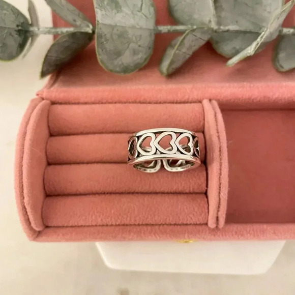 925 Sterling Silver Heart Cutout Ring Minimalist Boho Ring Stackable Ring Band - Picture 3 of 5